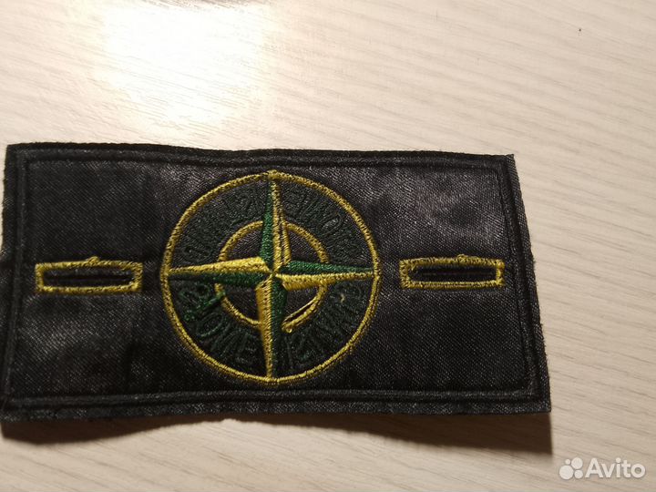 Нашивки Stone island