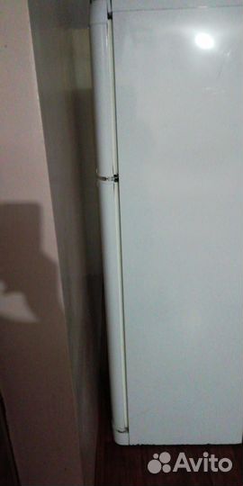 Холодильник indesit на запчасти
