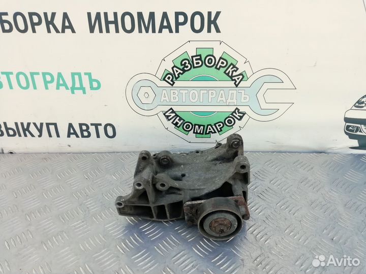 Кронштейн генератора Peugeot Partner M59 1.4 KFW