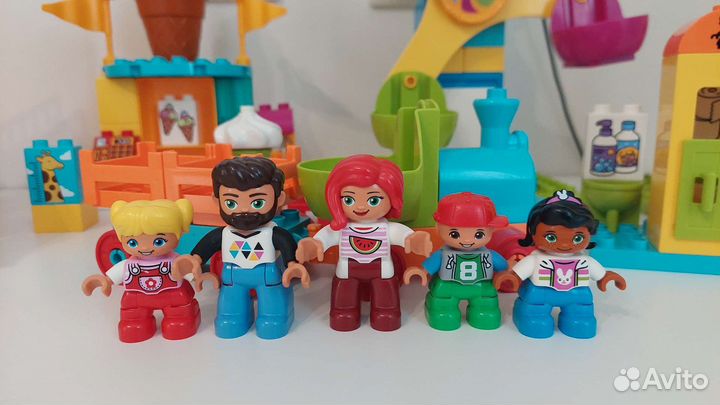 Lego duplo большой парк аттракционов
