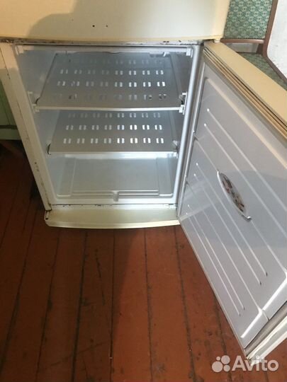 Холодильник бу