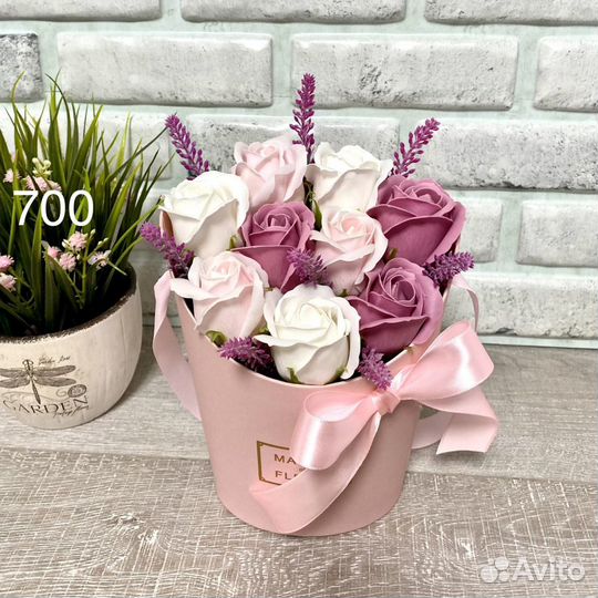 Букет из мыльных роз в овальной коробке