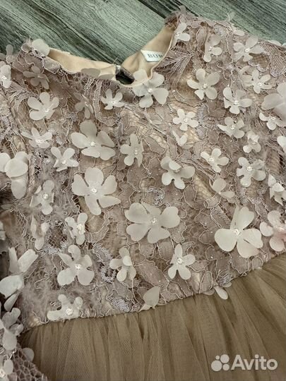 Нарядное платье для девочки 110-116