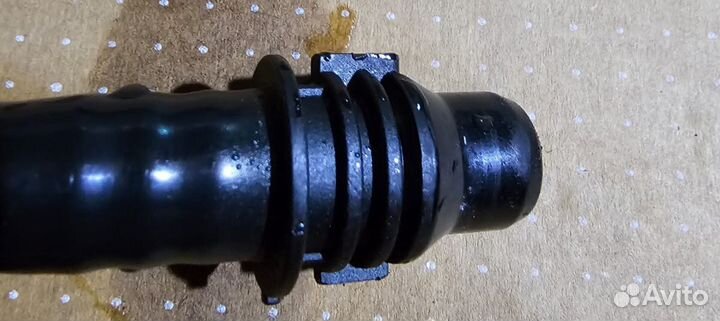 Трубка системы охлаждения Mercedes V167 AMG