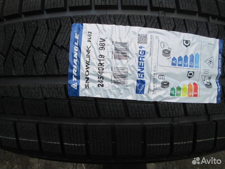 Triangle PL02 245/40 R19 98V