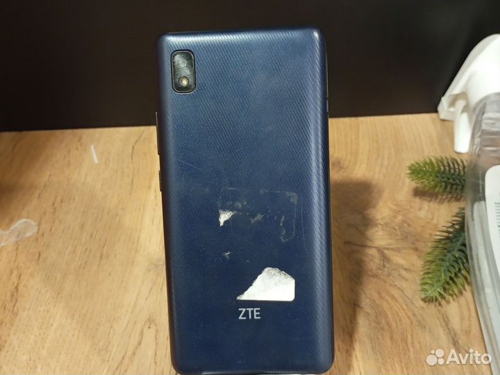 ZTE Blade L8, 32 ГБ