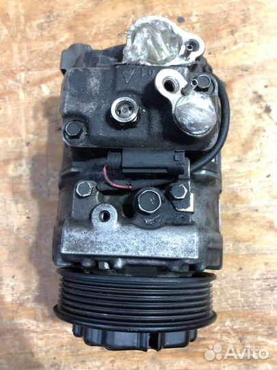 Компрессор кондиционера Mercedes-Benz C-Class W203