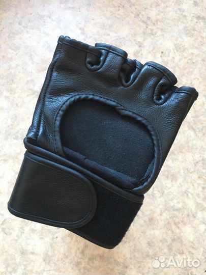 Перчатки для мма Reebok