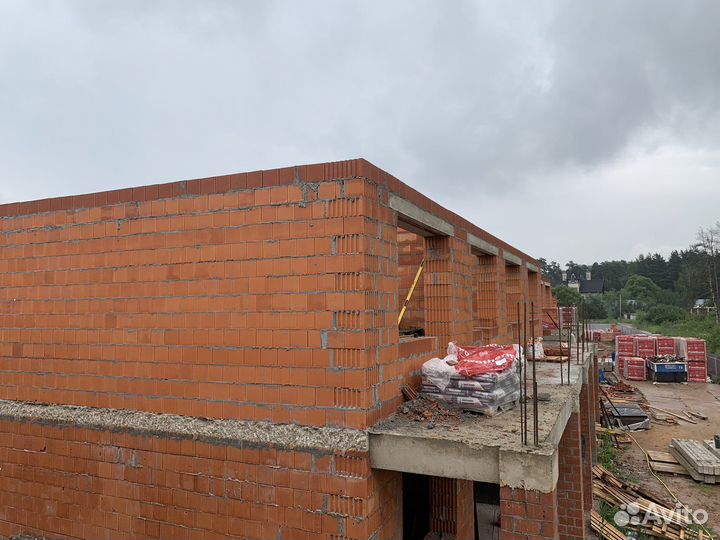 Требуются каменщики