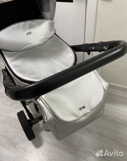 Продаю коляску 2 в 1