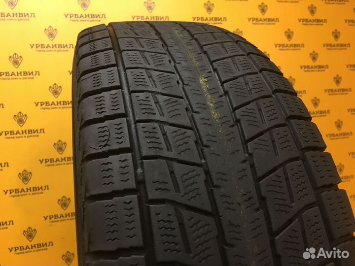 Dunlop Winter Maxx SJ8 235/70 R16 106R