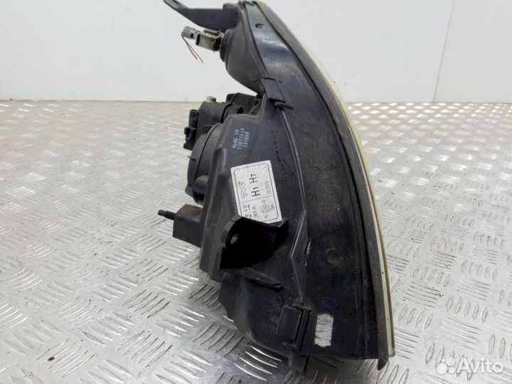 Фара Renault Scenic (1996-2002)