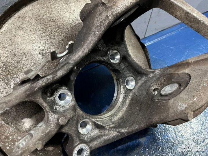 Цапфа задняя правая Audi A6 C7