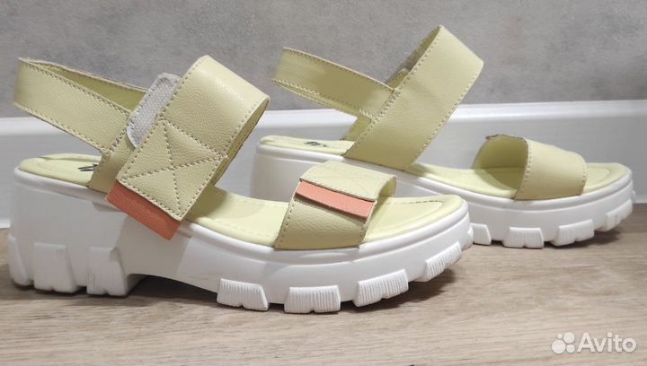 Босоножки сандали