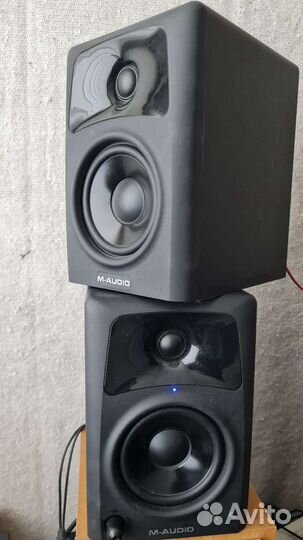 Студийные колонки