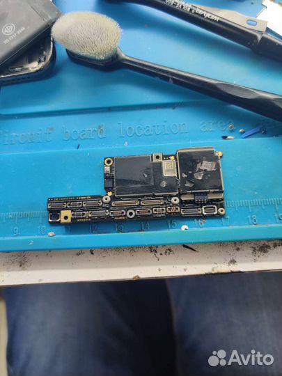 Материнская плата iPhone x