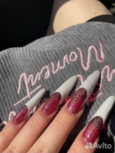 Маникюр и наращивание ногтей