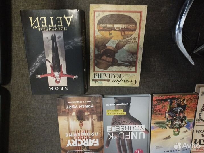 Продам книги