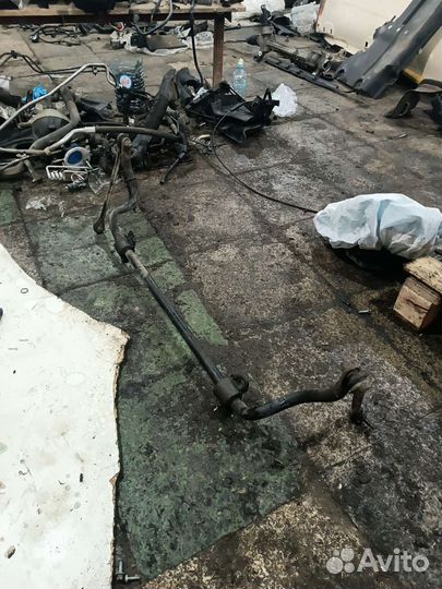 Передний стабилизатор Mercedes W204 D26 M271