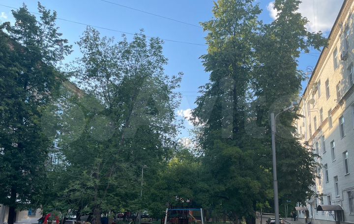 Комната 14,5 м² в 4-к., 1/5 эт.