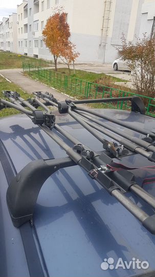 Велобагажник на крышу Thule