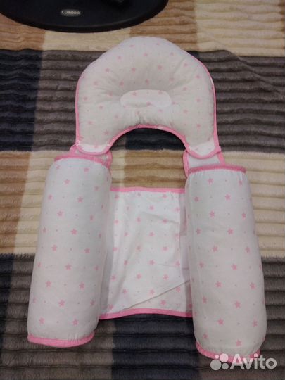 Подушка для новорожденных с валиком