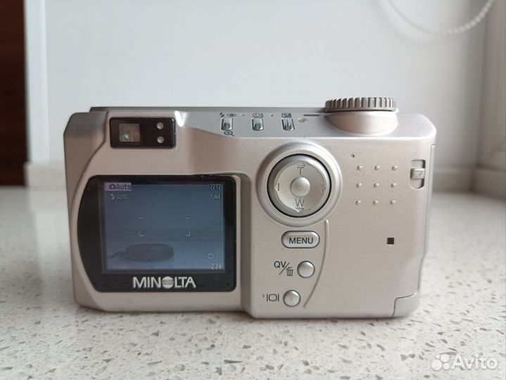 Компактный фотоаппарат Minolta S414