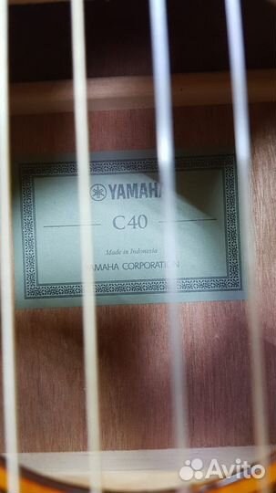 Классическая гитара yamaha C40 (Ст5)
