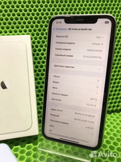 iPhone 11, 64 ГБ