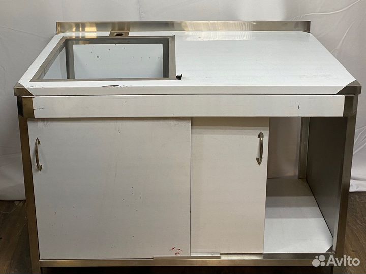 Стол с мойкой закрытый из нержавейки