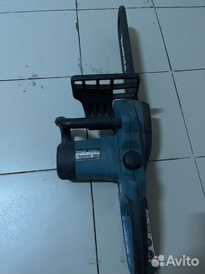 Электропила makita UC3020A