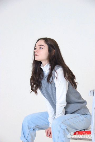 Воспитатель, помощник воспитателя, тьютор, няня