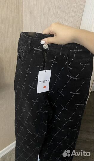 Женские джинсы Balenciaga