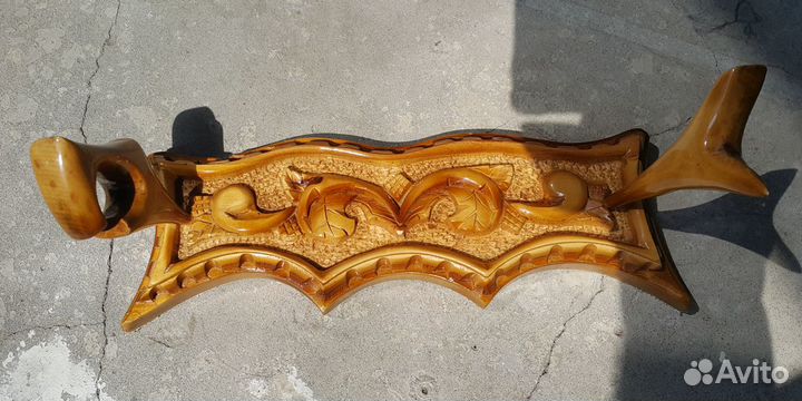 Подставка или вешалка резьба по дереву