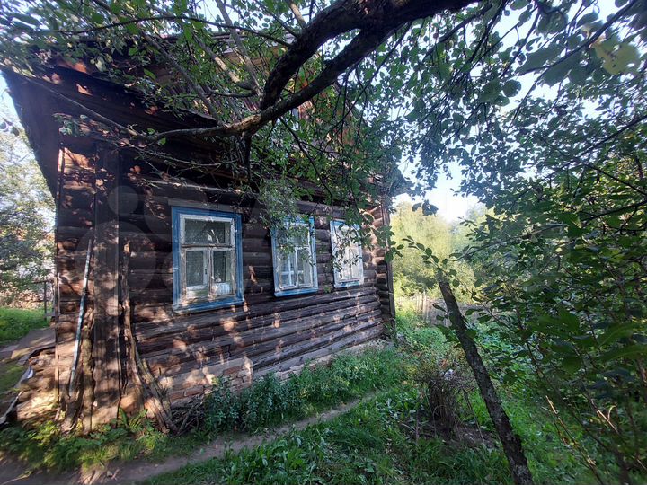 Дом 24 м² на участке 5,5 сот.