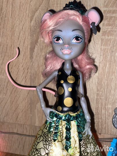 Кукла Монстер Хай Мауседес Кинг