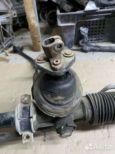 Рулевая рейка Opel Vectra A 1990