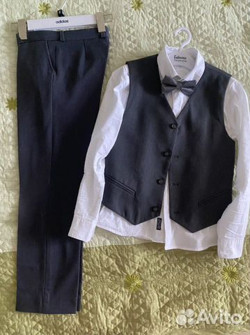 Костюм брюки рубашка жилет бабочка галстук