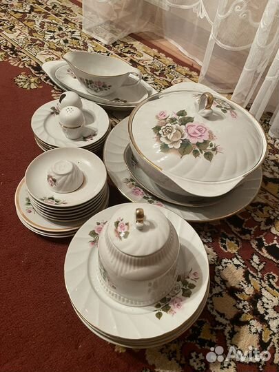 Столовый сервиз Роза