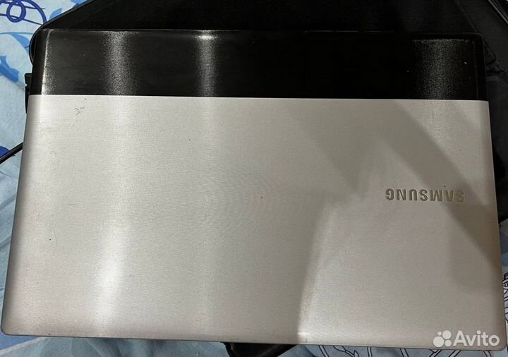 Ноутбук samsung