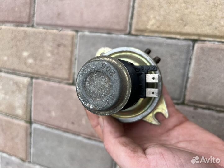 Ножная кнопка/помпа омывателя Ваз 2101-03