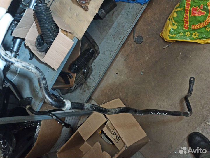 Стабилизатор передний Hyundai Solaris поперечный