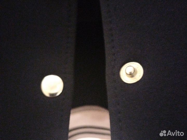 Установка и замена кнопок на одежду