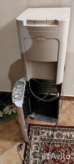 Кулер для воды Ecotronic