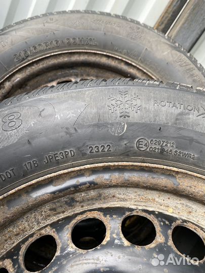 Roadmarch Winter XPro 888 215/60 R16