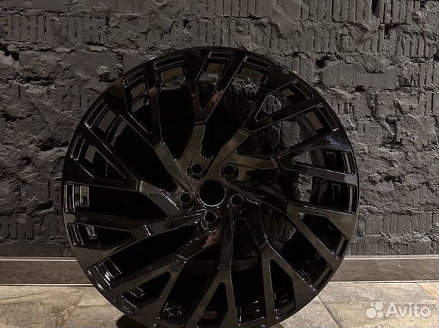 Кованые диски R22 5x120