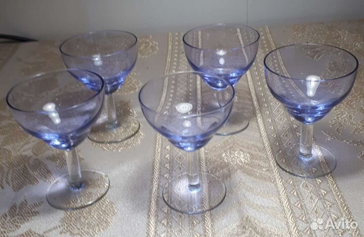 Лафитники, рюмки/стопки, салатник. Цветное стекло