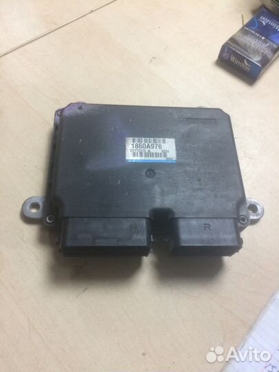 Блок управления двигателем Mitsubishi Lancer 10