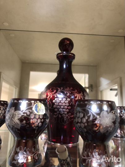 Графин с бокалами