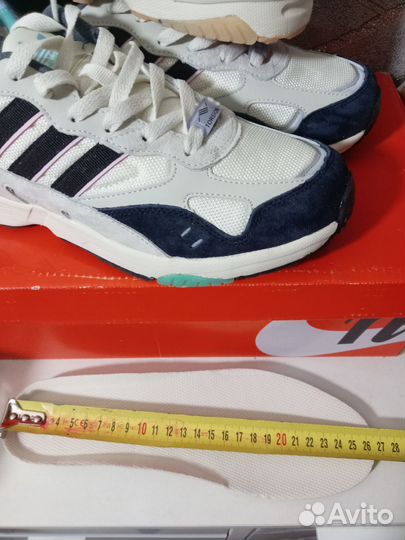 Кроссовки Adidas 41 р новые